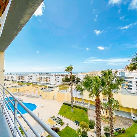Sea View Apartment By Beach & Marina #1869 لاغوس المظهر الخارجي الصورة
