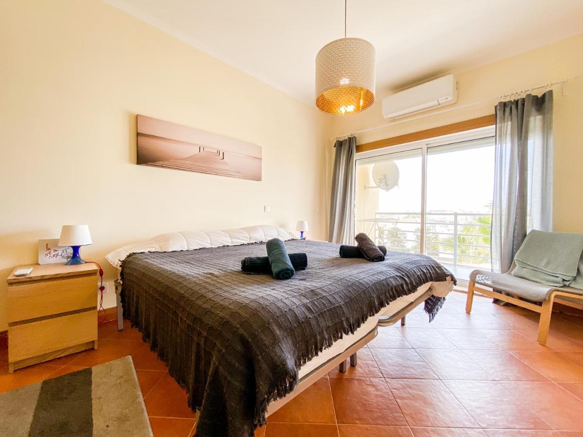 Sea View Apartment By Beach & Marina #1869 لاغوس المظهر الخارجي الصورة