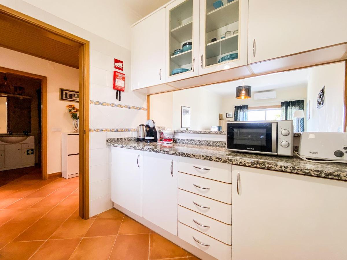 Sea View Apartment By Beach & Marina #1869 لاغوس المظهر الخارجي الصورة