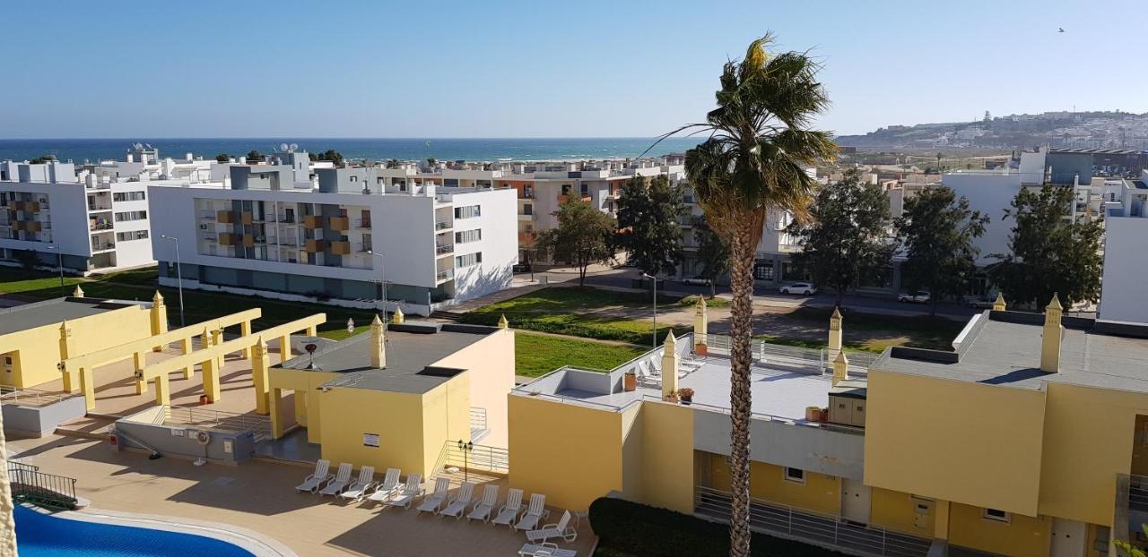 Sea View Apartment By Beach & Marina #1869 لاغوس المظهر الخارجي الصورة