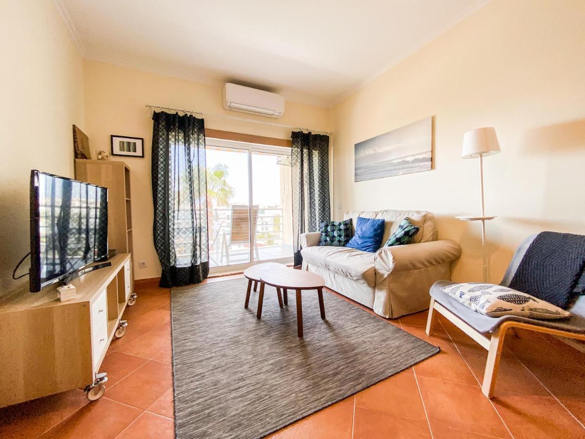 Sea View Apartment By Beach & Marina #1869 لاغوس المظهر الخارجي الصورة