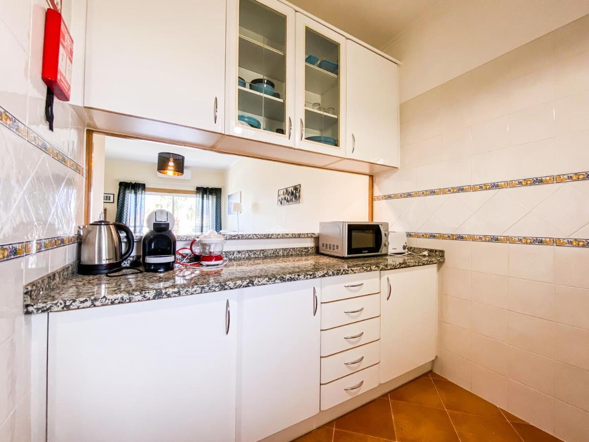 Sea View Apartment By Beach & Marina #1869 لاغوس المظهر الخارجي الصورة